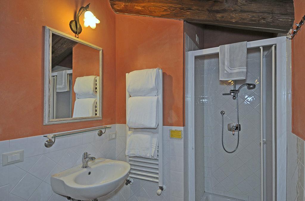 Le Ginestre B & B Massarosa Ruang foto