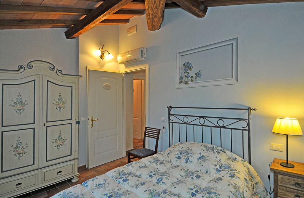 Le Ginestre B & B Massarosa Ruang foto