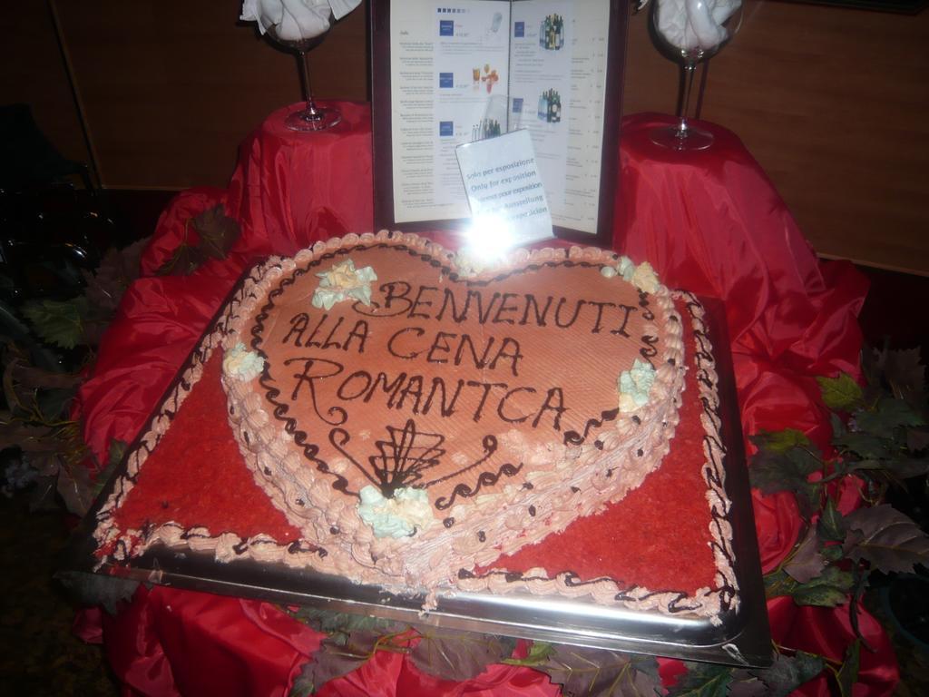 Le Ginestre B & B Massarosa Bagian luar foto