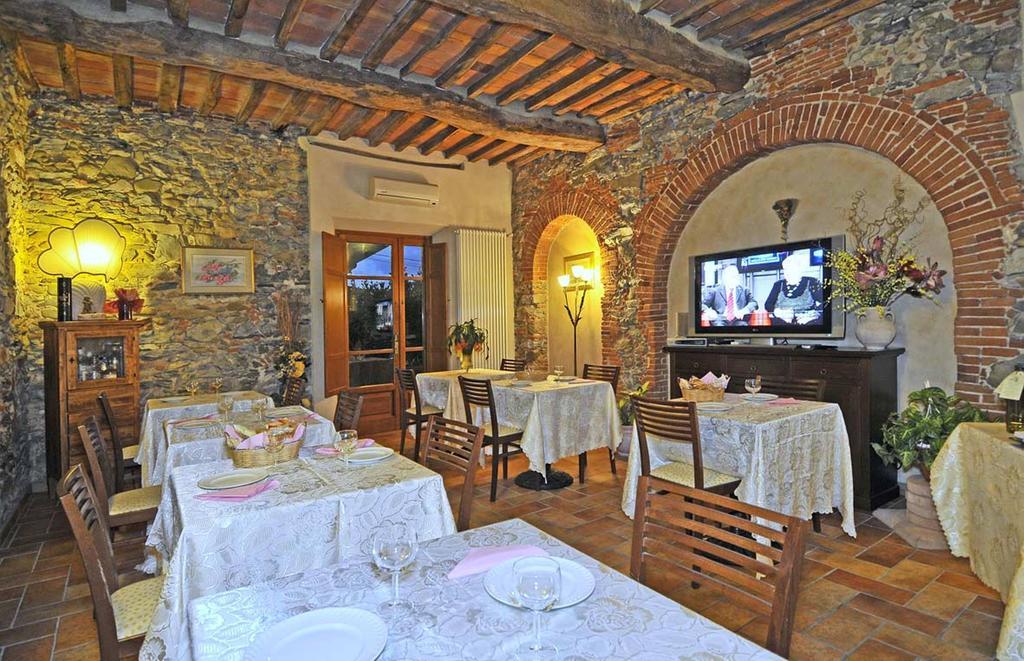 Le Ginestre B & B Massarosa Bagian luar foto